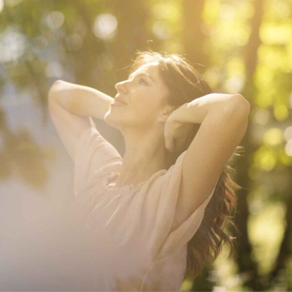 3 Astonishing Benefits Of Vitamin D (And How To Get The Right Amount) 3 Astonishing Benefits Of Vitamin D (And How To Get The Right Amount)